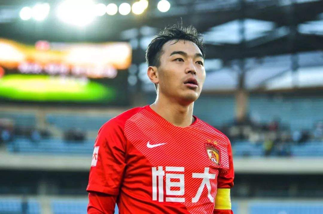 中国足球球队的爱恨情仇,中国足球踢大圈