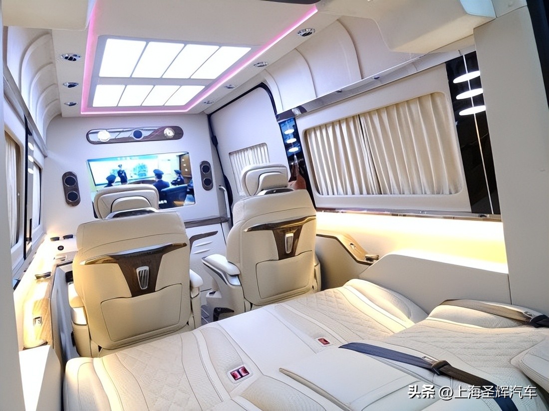 2021款斯宾特加长版内饰,斯宾特四驱3.0柴油车内饰