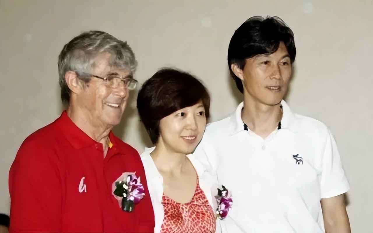 足球女记者李响与米卢,中国采访米卢的女记者