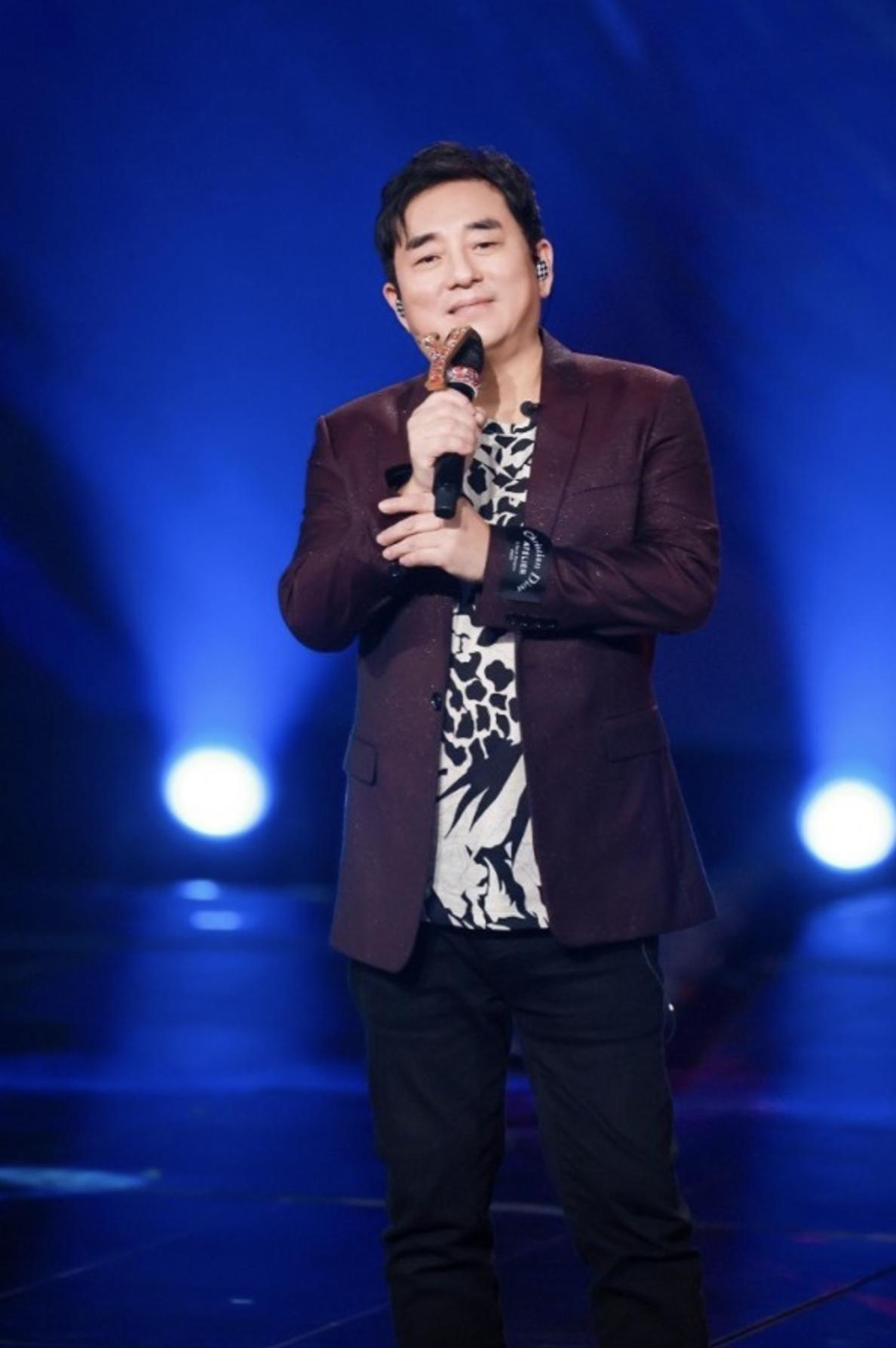 吕方晒7个月可爱女儿近照,吕方一家三口现状