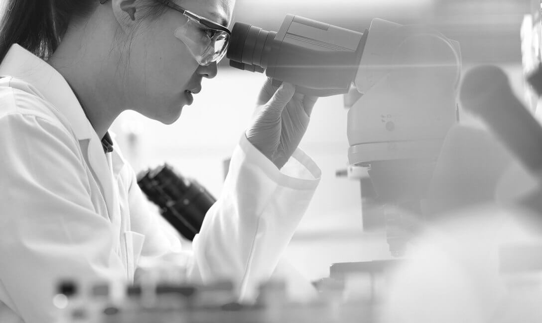 「MHD°妙合分享」独特的牙齿美白,SWISSWHITE医药品牌设计欣赏