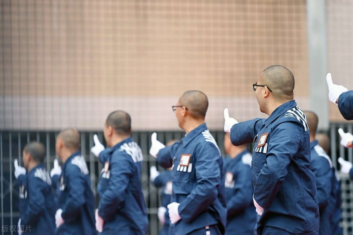 狱警这种职业一般能干多久,狱警职业有哪些