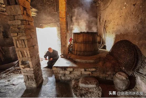 农村大集上10元1斤的散酒能喝吗,农村自酿散酒为什么便宜