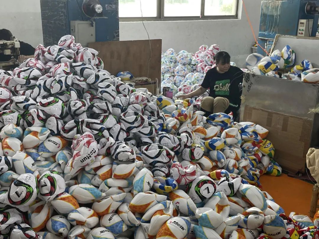 世界杯期间在卡塔尔卖中国小商品,义乌卡塔尔世界杯周边产品