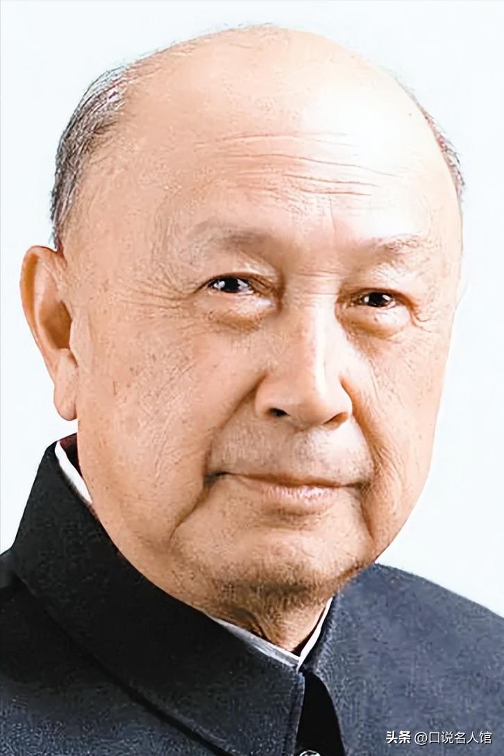 1954年，留美中国夫妇频繁寄包裹到北京，打开一看：国际“机密”