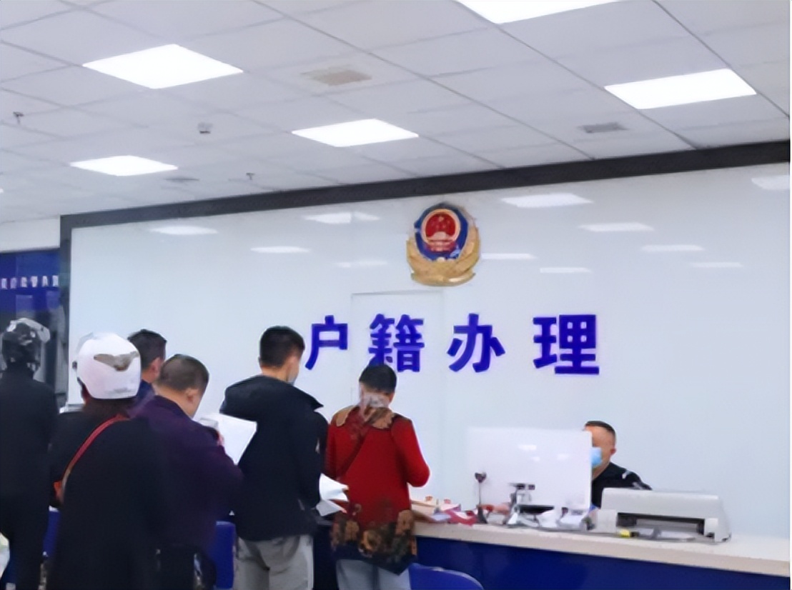 21年湖北男子花10万买洋媳妇，生下女儿上户口，警方：你被捕了