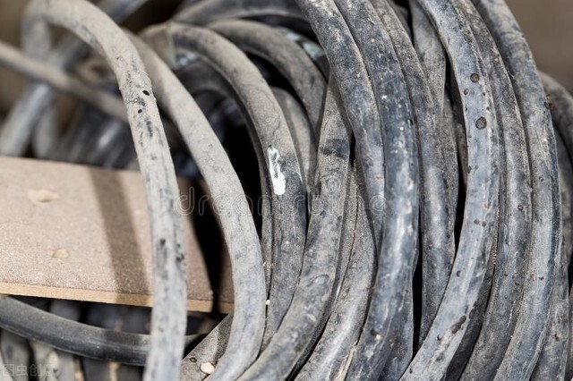 各种铝电缆线的回收价格一览表,架空电缆与刚性铝绞线价格比较