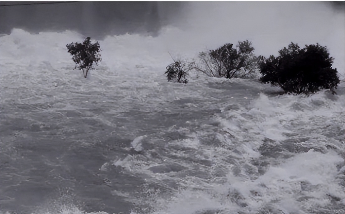 史上最惨烈的水库溃坝悲剧:河南“75-8”洪灾,到底有多恐怖?