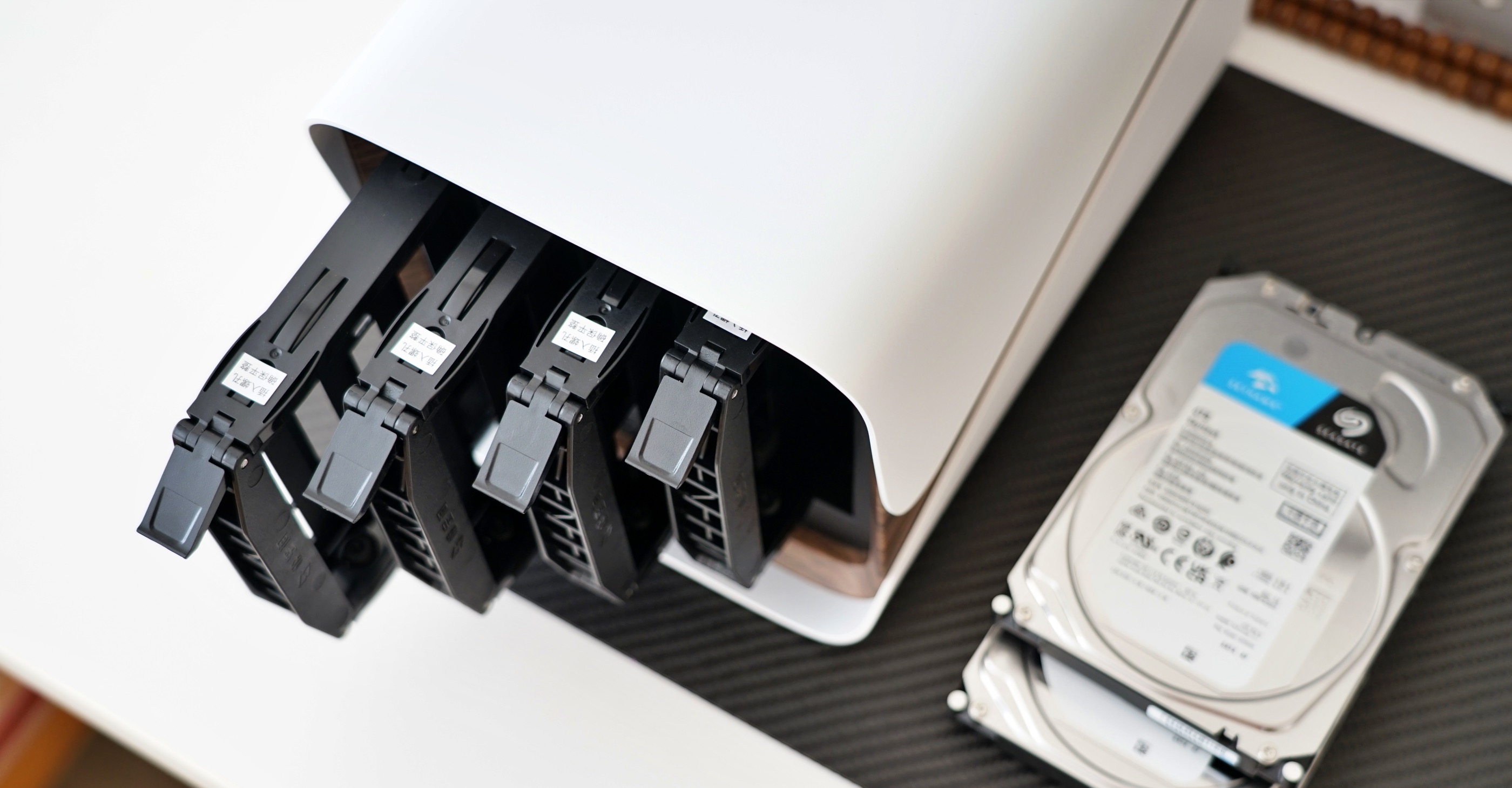 私有云用什么系统好,极空间私有云z4pro和z2pro