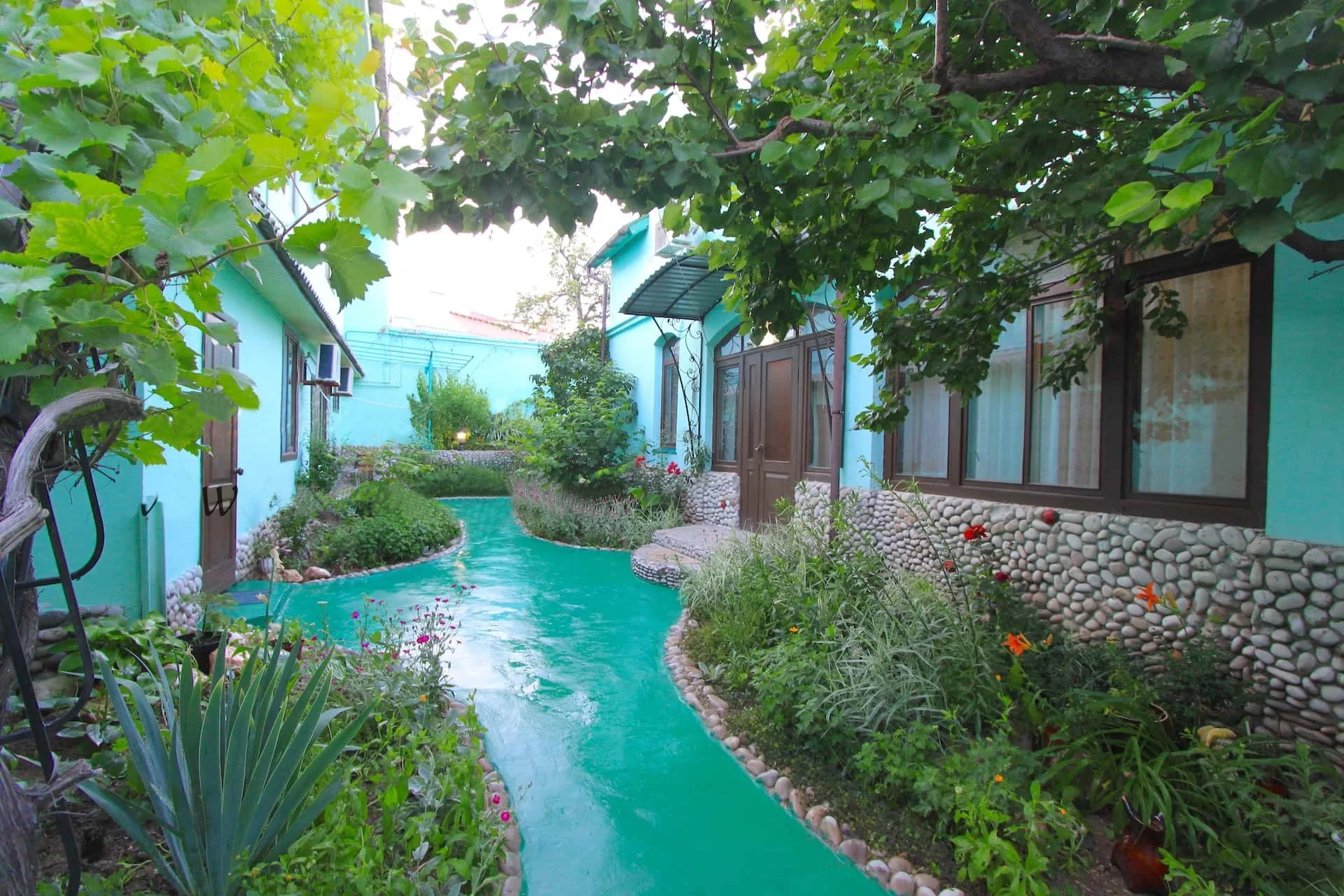 最舒服简单的农家小院,自建房三开间农家小院布局