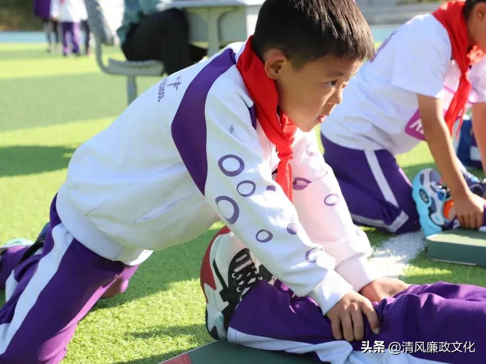 扬体育精神展学子风采,小学运动会弘扬体育精神