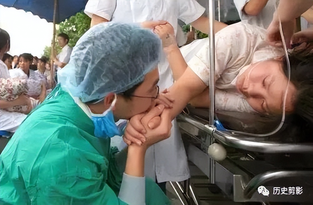 汶川地震15周年：100张照片，100个让人泪流满面的瞬间