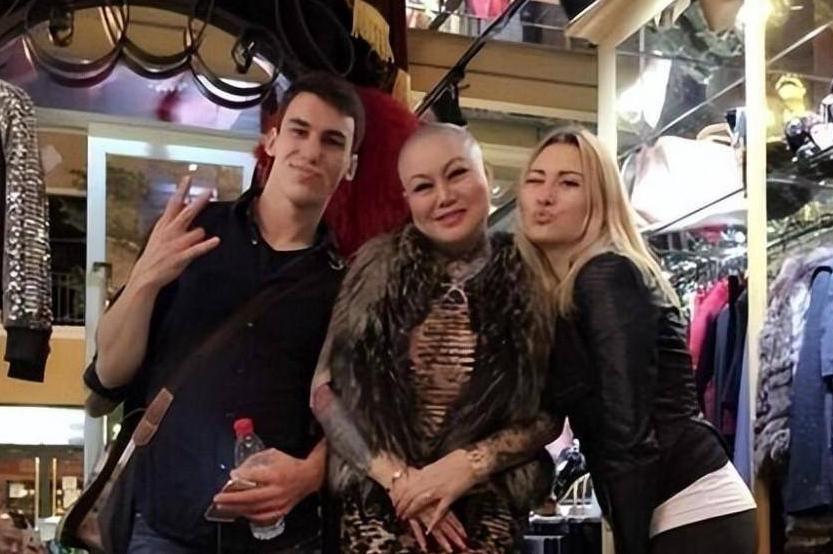 浙江最豪宾利姐,浙江第一宾利姐