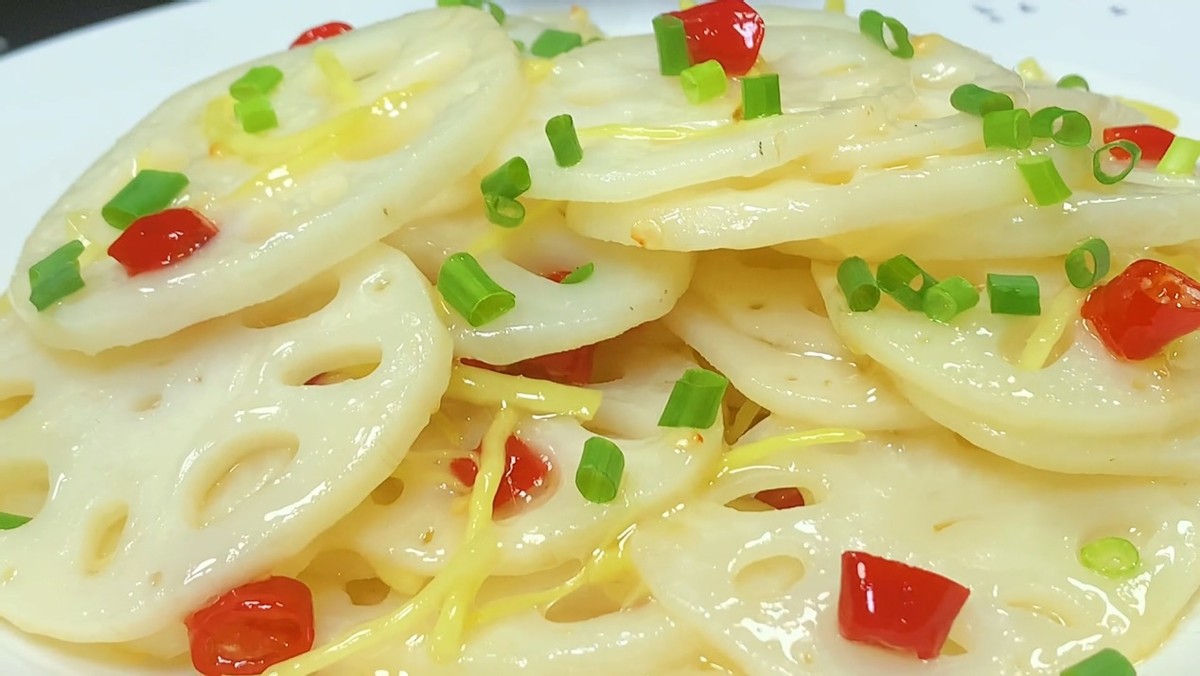 冬天，多给家人吃这“碱性菜”，隔三岔五吃一次，头发黑，牙齿好