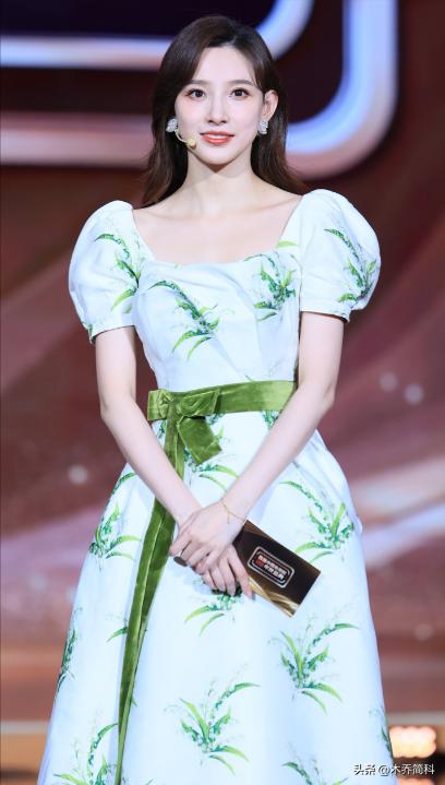 央视一姐主持人马凡舒,中国央视一姐李红现状