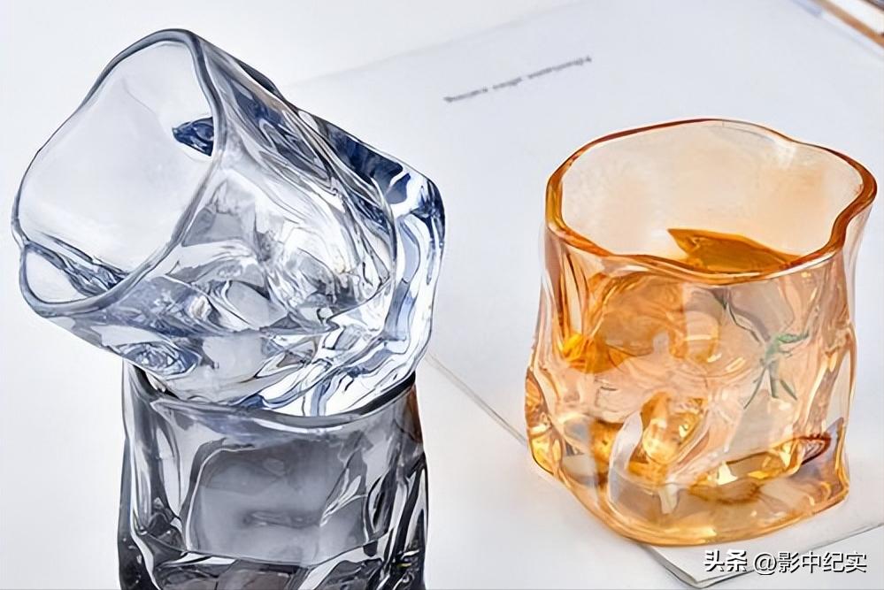 这种水杯不能用了！快检查一下自家娃用的