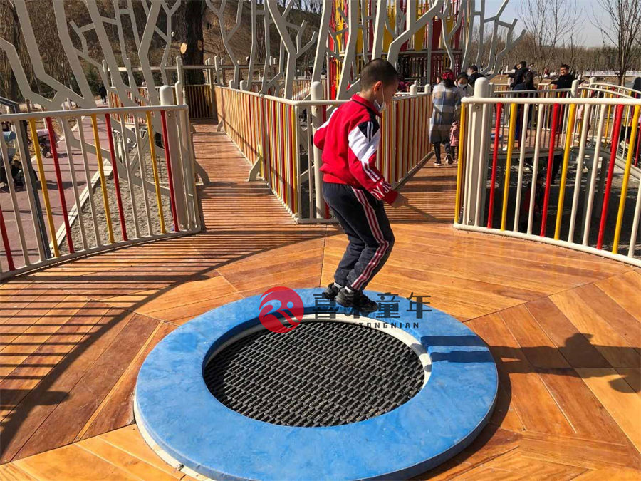 游乐场里有什么游乐设备,2024年最火爆的儿童游乐项目