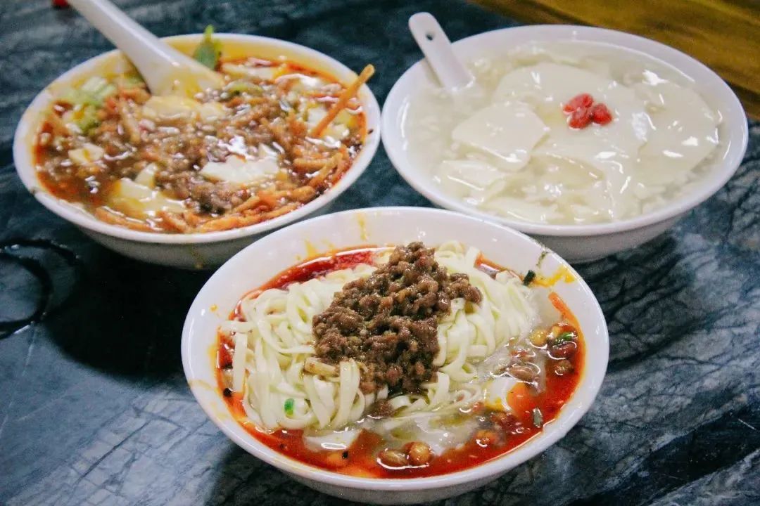 成都外地人来了必吃的,外地朋友来成都吃什么算特色