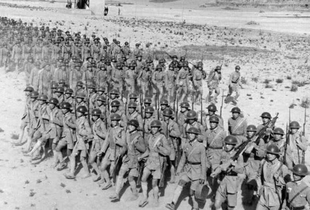 一个步兵连有几门迫击炮,一个营装备几门迫击炮