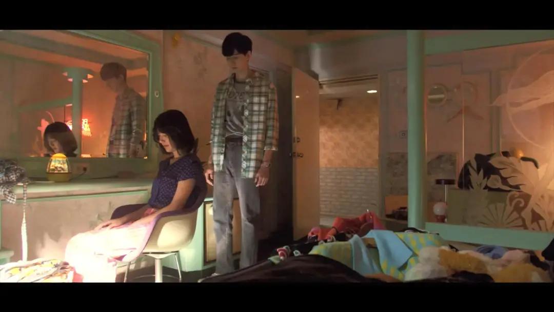 《华灯初上》：年度*欲情**悬疑台剧，网飞这三亿砸对了