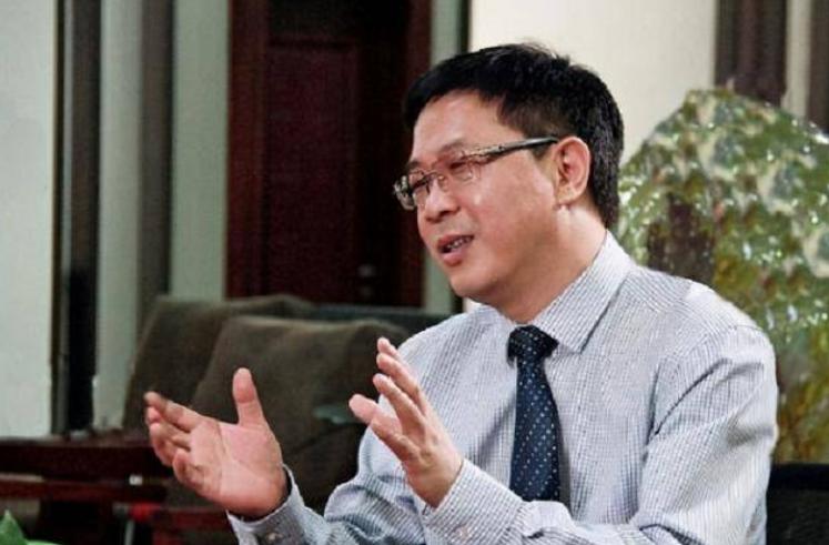 35岁当上市长，39岁晋升副厅级，最后为啥却选择了裸身辞官？