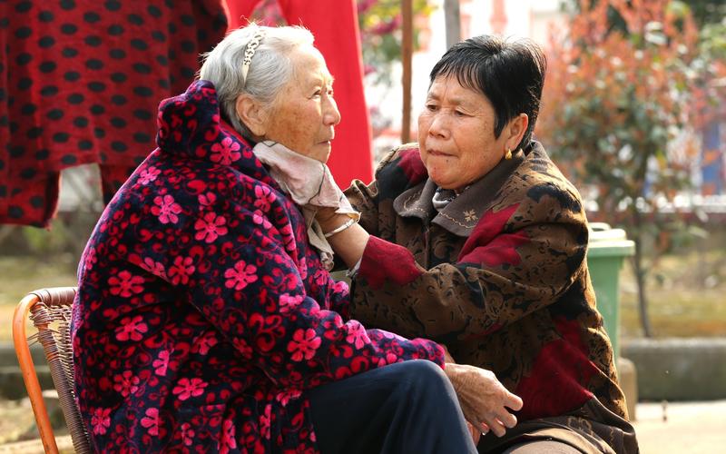 亲人临终前应该做什么,临终之前要跟父母说些什么