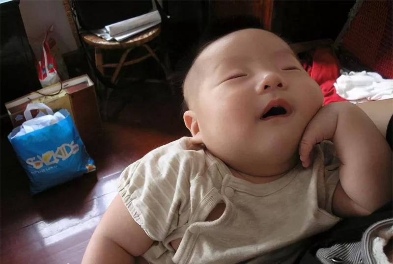 孩子晚上睡觉慢怎么办,孩子磨蹭叫不动3个方法立竿见影