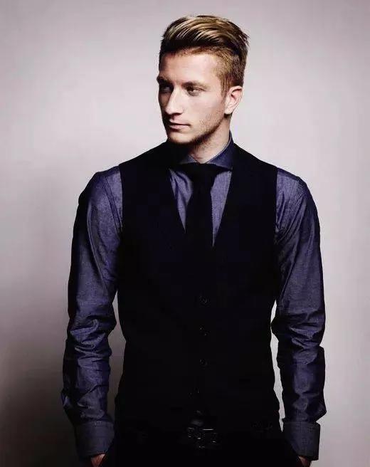 克里斯蒂亚诺罗纳尔多足坛帅哥,天下足球足坛10大帅哥