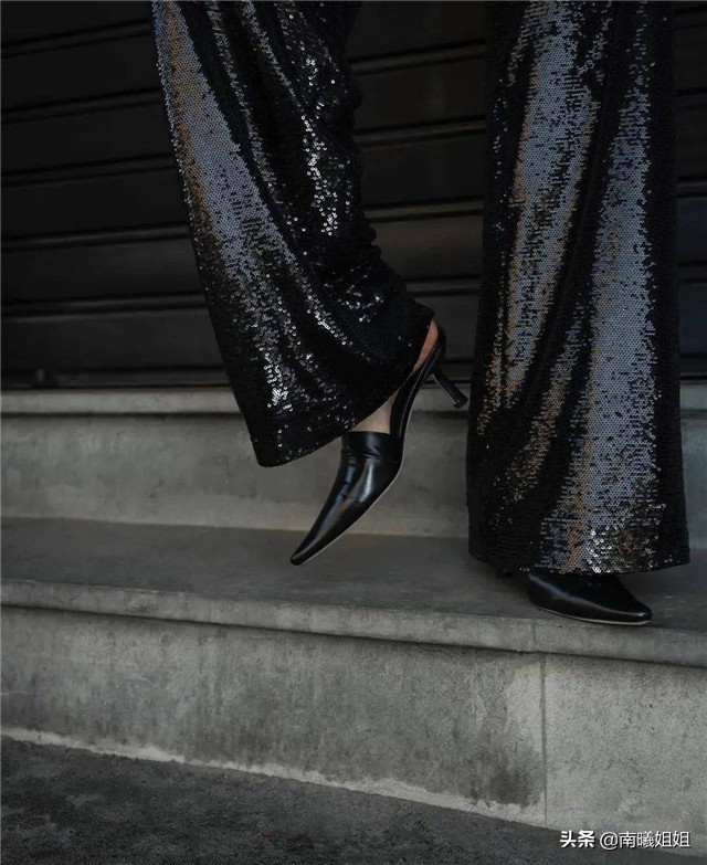穆勒鞋女2022爆款洋气上档次,穆勒鞋女款高跟居家