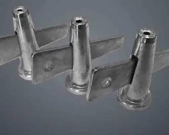 如何通过冷金属转移，以此来实现铝微销的机械和微观结构表征