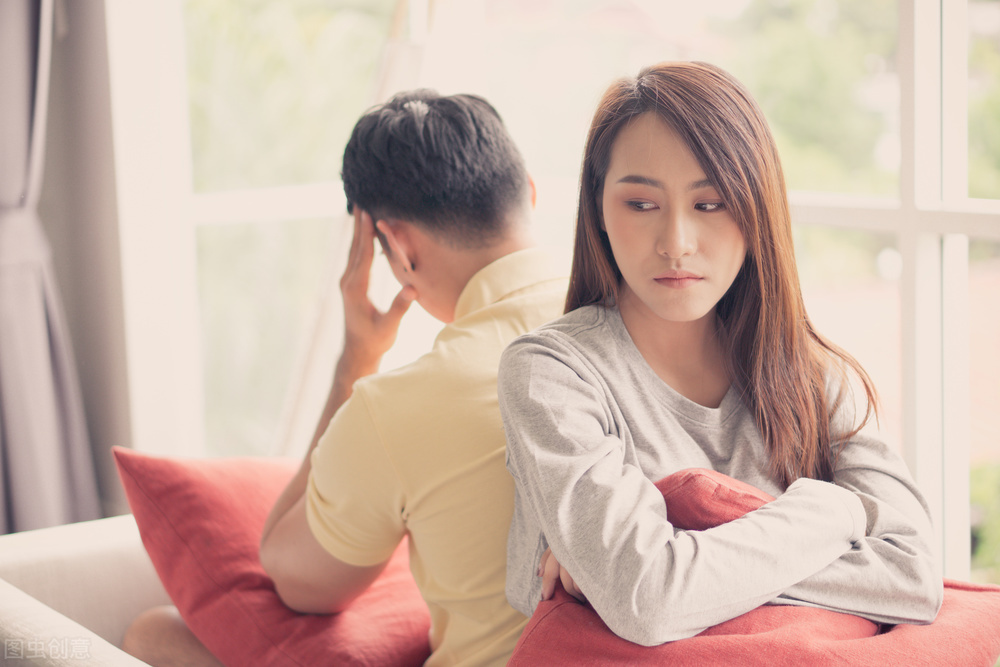 老公爱上小三怎么办,老公爱小三要怎样才能挽回老公