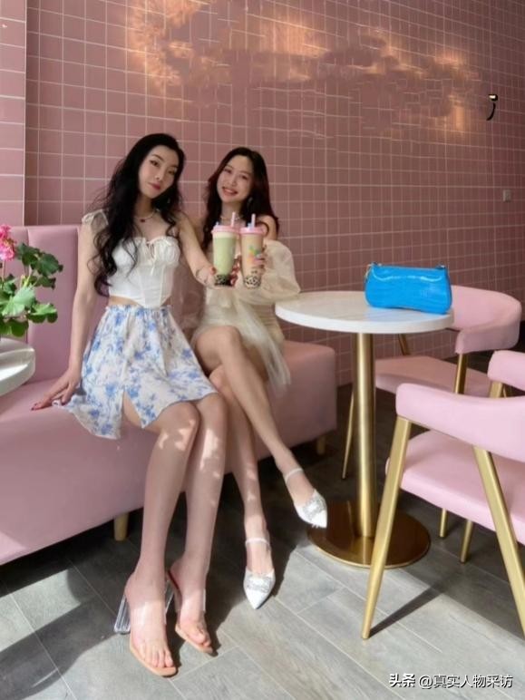 濡備綍鍦ㄨ嫳鍥藉仛涔版墜,鑻卞浗鏃跺皻涔版墜