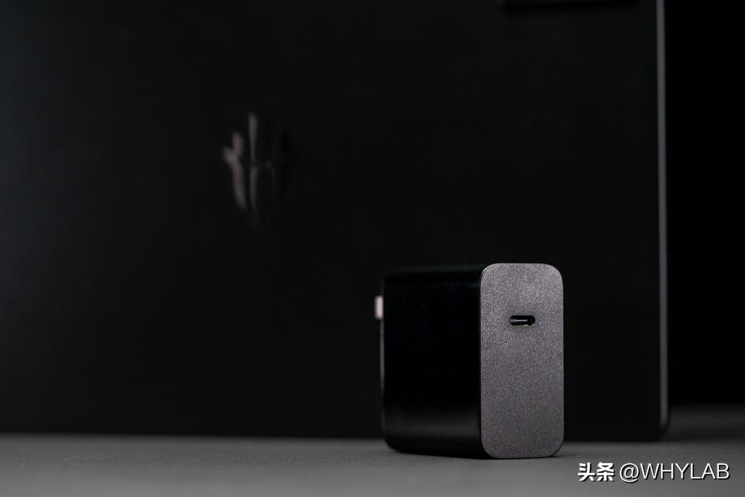 八英寸的红魔电竞平板打吃鸡体验,红魔平板性能