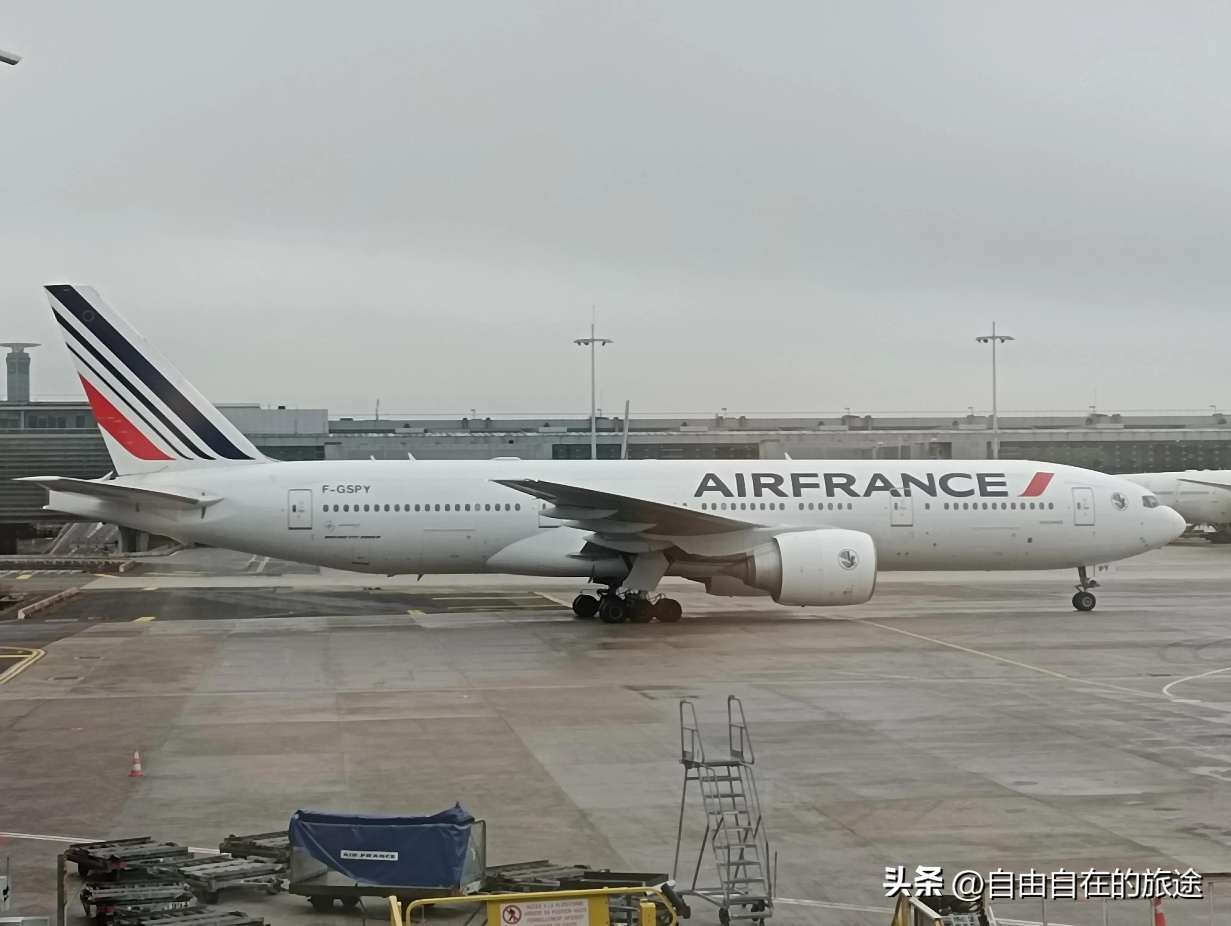 非洲的支线小飞机你敢乘坐吗？