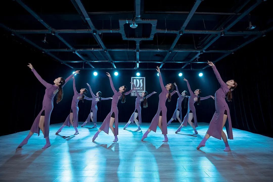 学舞蹈的女生都很漂亮吗,学舞蹈的女孩子究竟有多好看