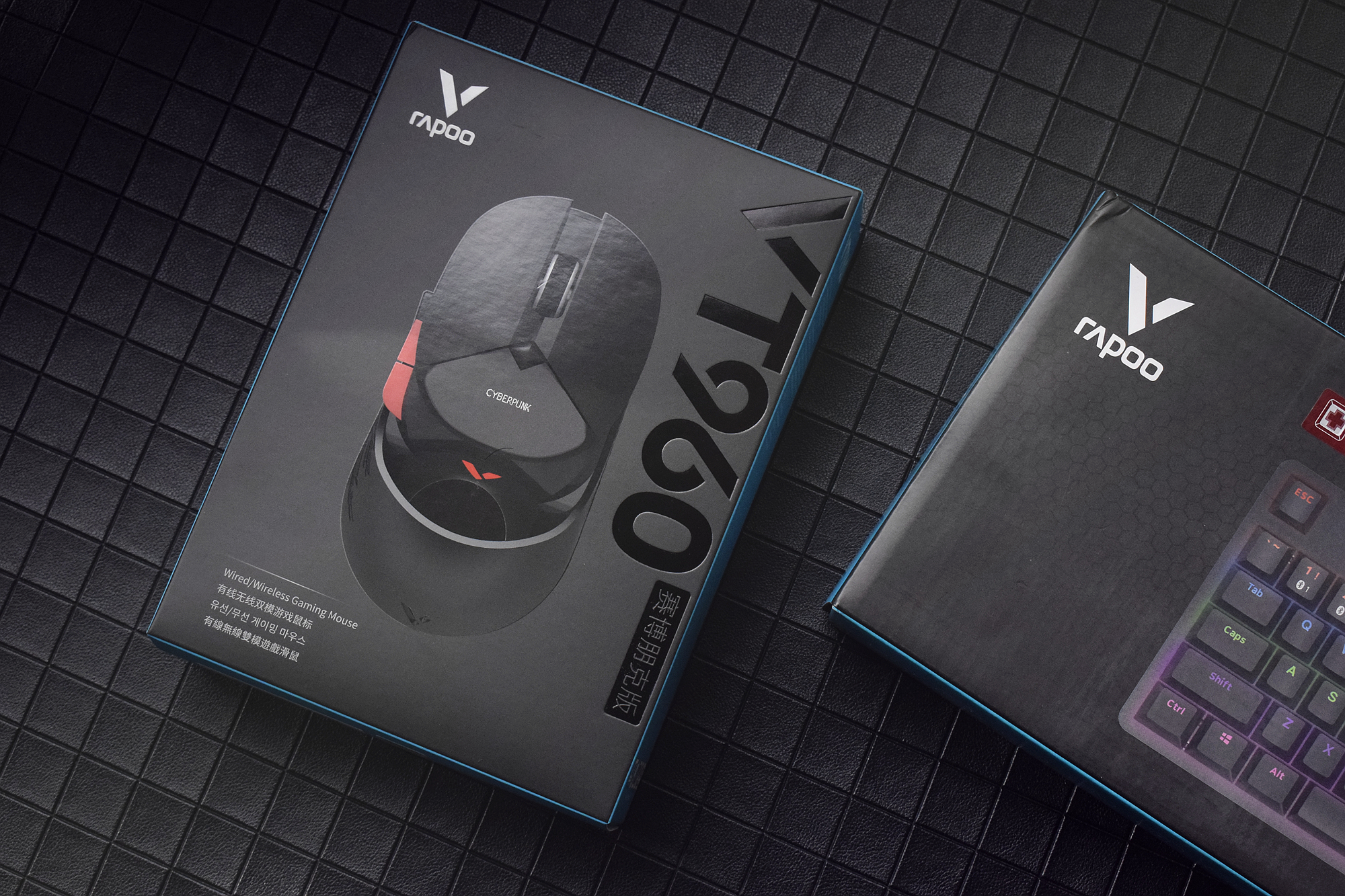 雷柏v500pro红轴键盘测评紫色,让游戏更自由雷柏v500pro多模键盘