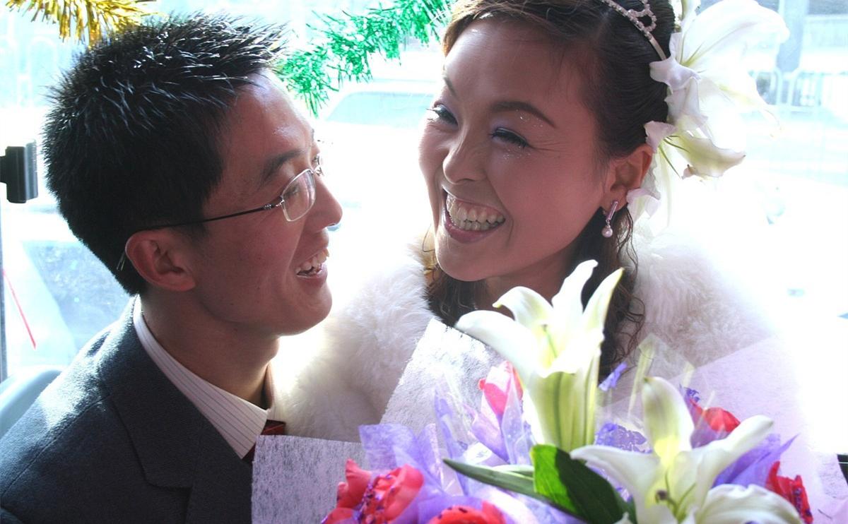 没有工作的老人怎么领退休金,有退休金和没有退休金老人的区别