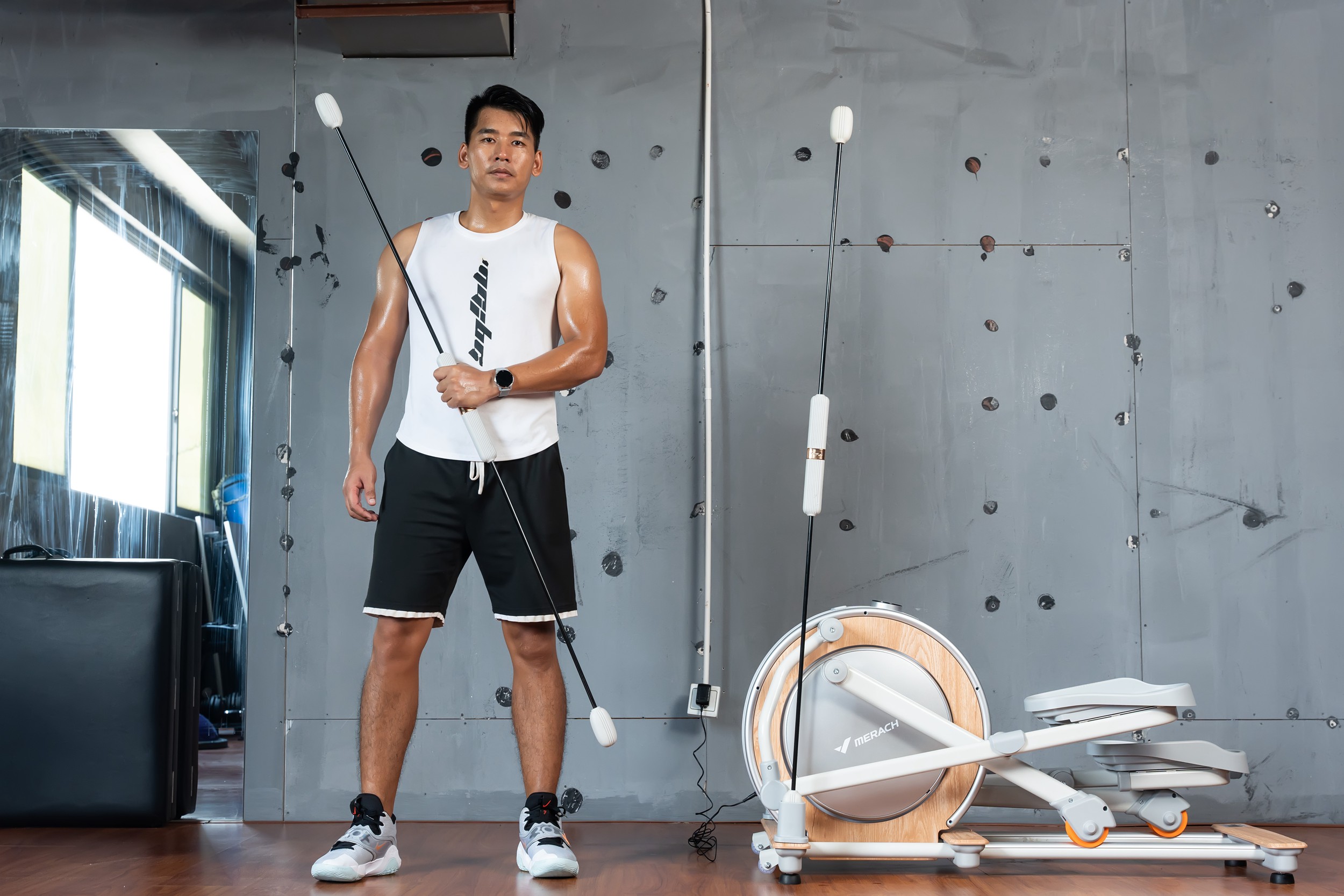 广西赵又廷告诉你：这种“前驱后翘”椭圆机，真是太刺激了