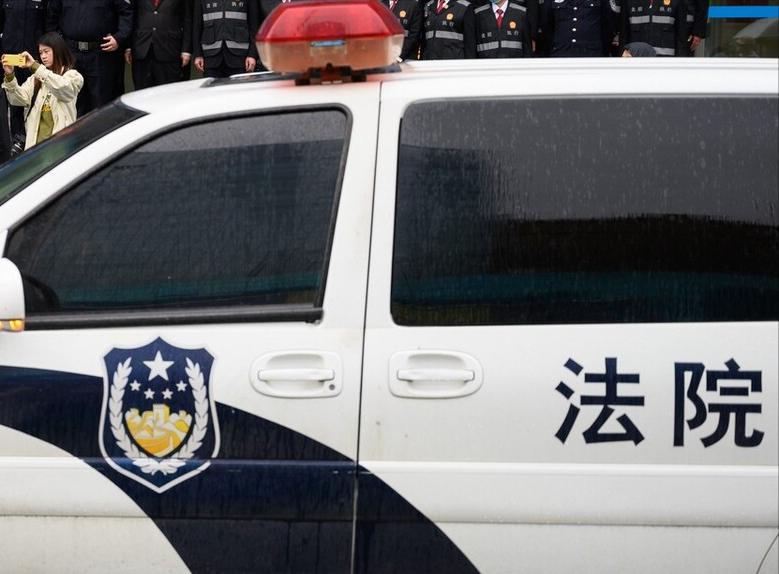 公务员事业编劳务派遣合同工,乡镇里公务员事业编合同工