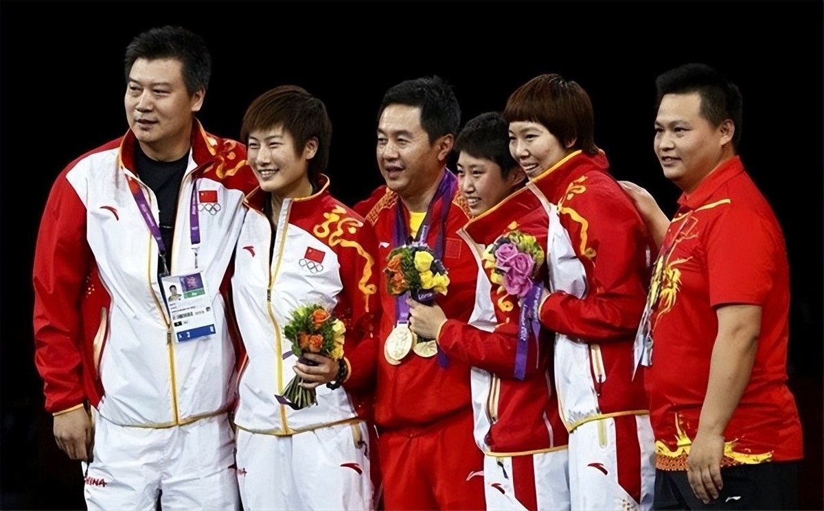 施之皓李楠为什么在一起,施之皓娶徒弟李楠