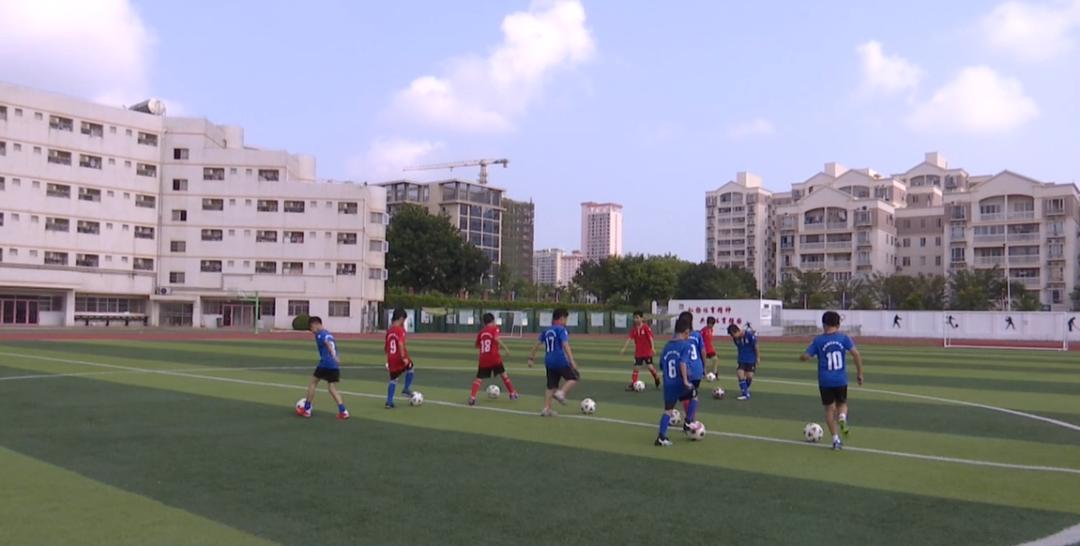 海南枫叶国际学校足球,海口枫叶国际学校阳光足球