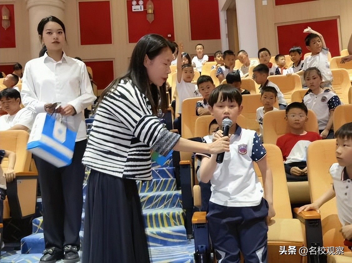 蔚蓝做苍穹，鱼儿变繁星！新川学子，走进浩海立方，探秘无限海洋