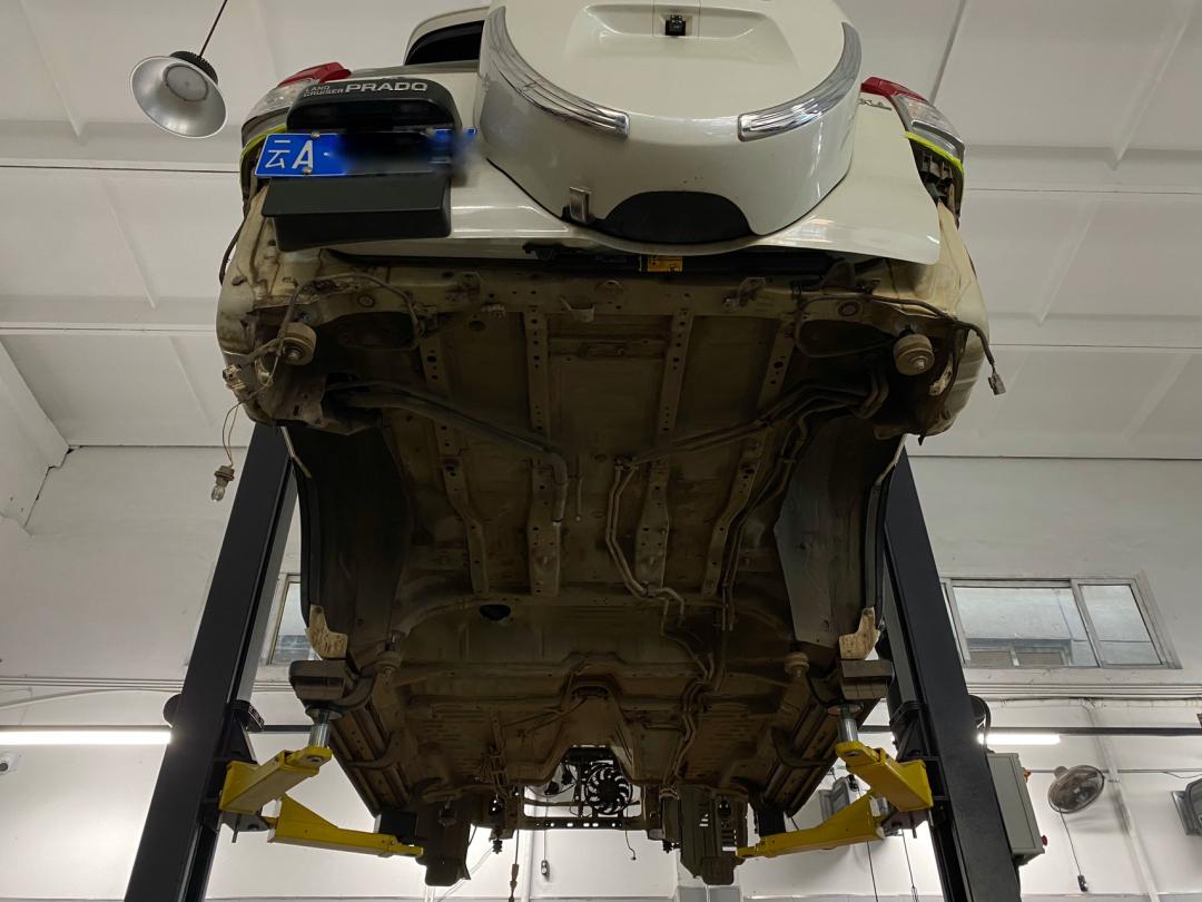 丰田霸道老车翻新升级好的出售,搞工地车翻新