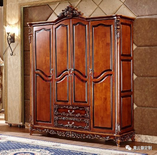 定制纯实木衣柜多少钱一米,实木成品衣柜和定制衣柜