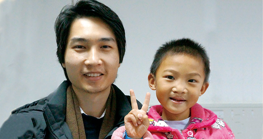 面向世界的微笑开往希望的列车——“微笑列车中国唇腭裂修复慈善项目”纪实,之三