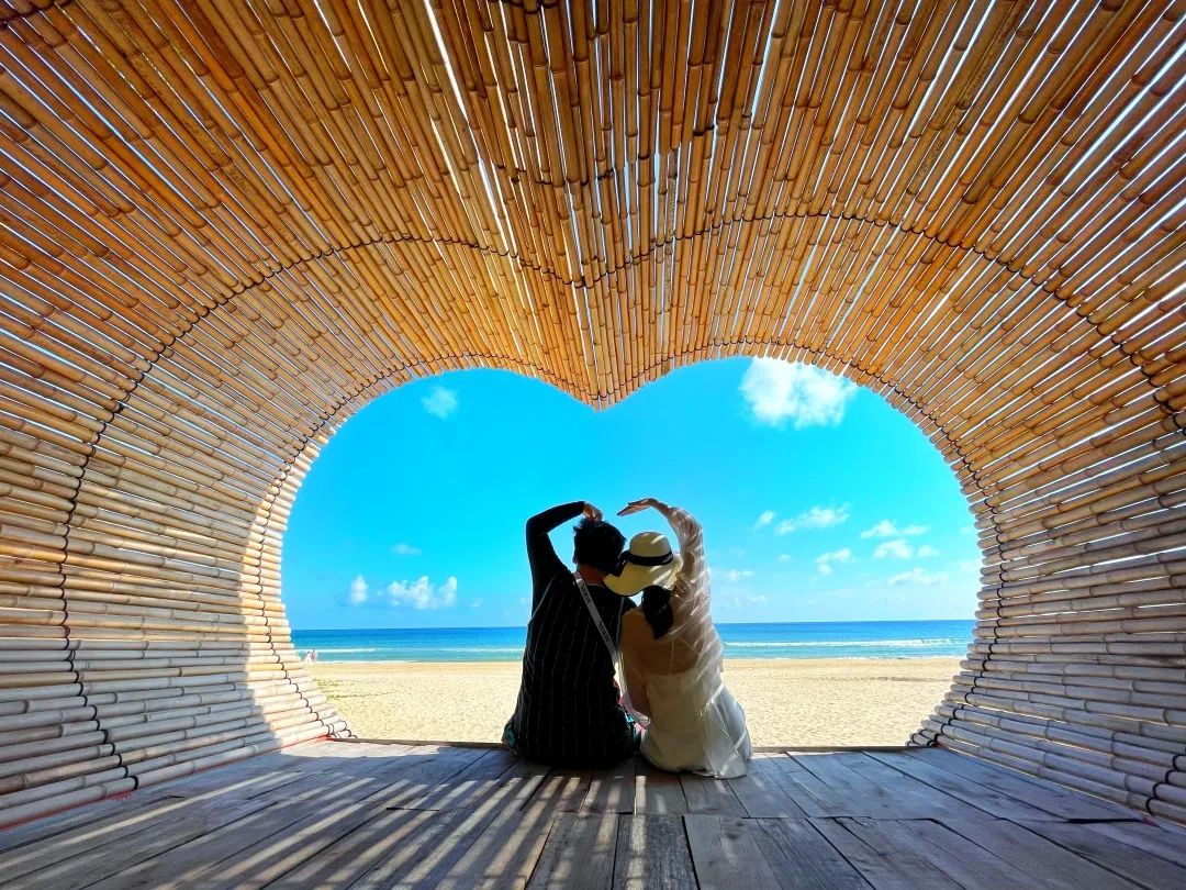 海南环岛自驾游及住宿,海南环岛自驾游美食攻略详细行程