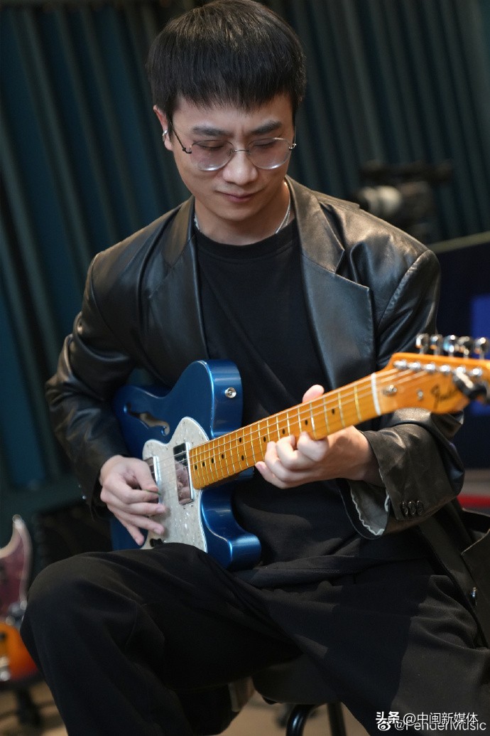 fender电吉他各个年份,fenderclassic电吉他
