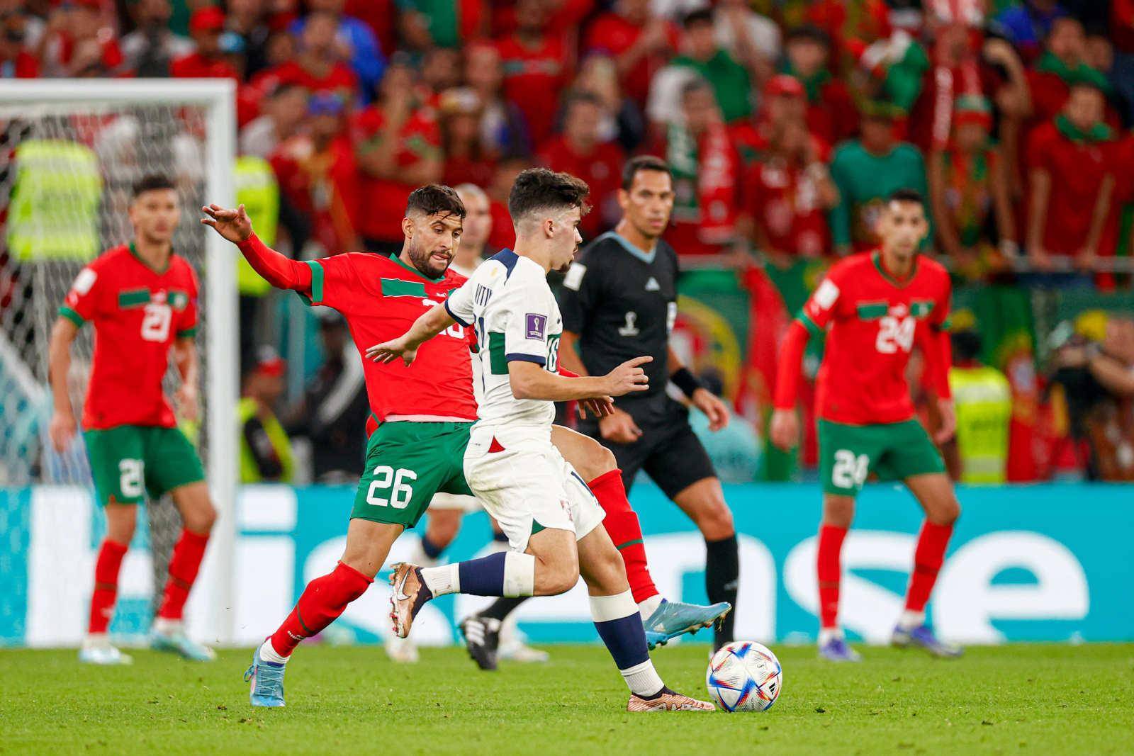 曼联vs切尔西c罗罚丢点球金球,曼联对利物浦c罗提前离场