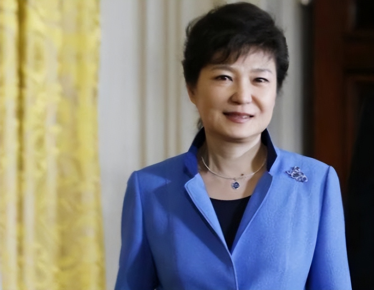 操控总统，玩弄女星，公然支持部署萨德，韩国财阀乐天有多嚣张