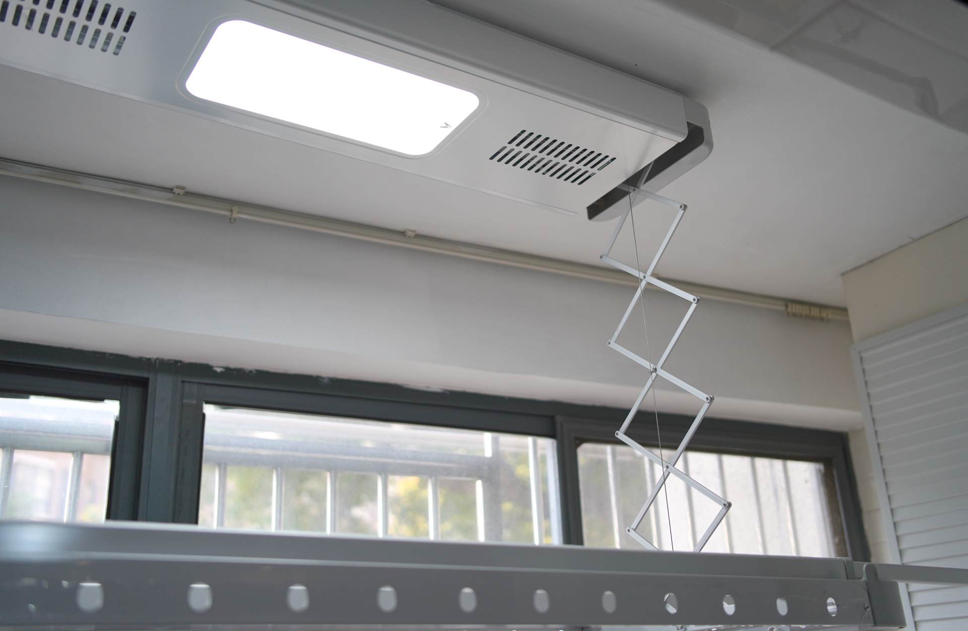 小户型也没有必要做全屋智能灯光,二手房客厅灯光改造